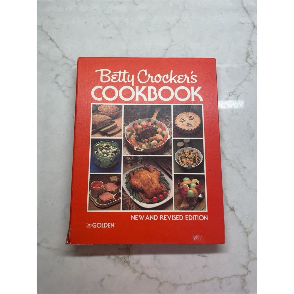 VTG 1978 Betty Crocker's Cookbook New & Revised Ed. Ring Binder Big Red Cookbook